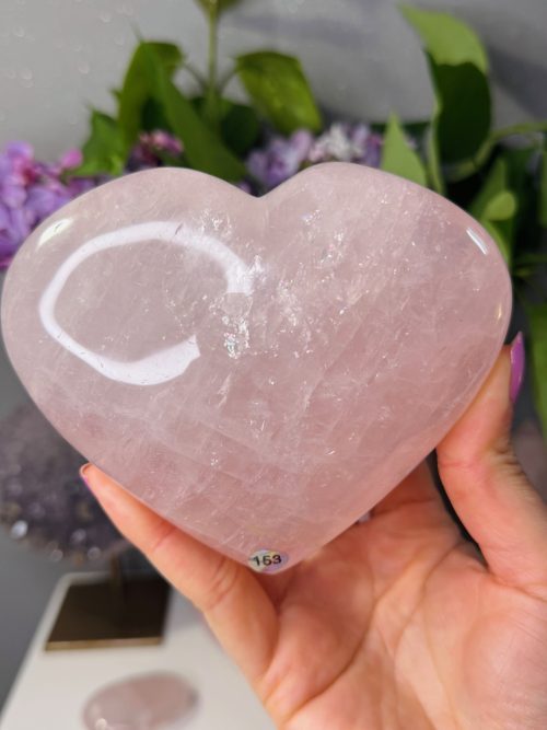 Cœur en Quartz Rose de Madagascar, N.153