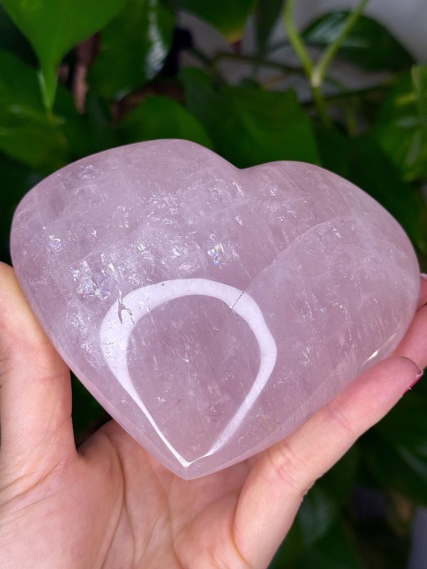 Cœur en Quartz Rose de Madagascar, N.153