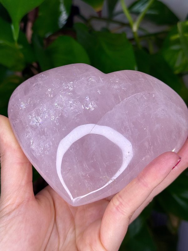 Cœur en Quartz Rose de Madagascar, N.153
