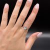 Bague ajustable en topaze bleue