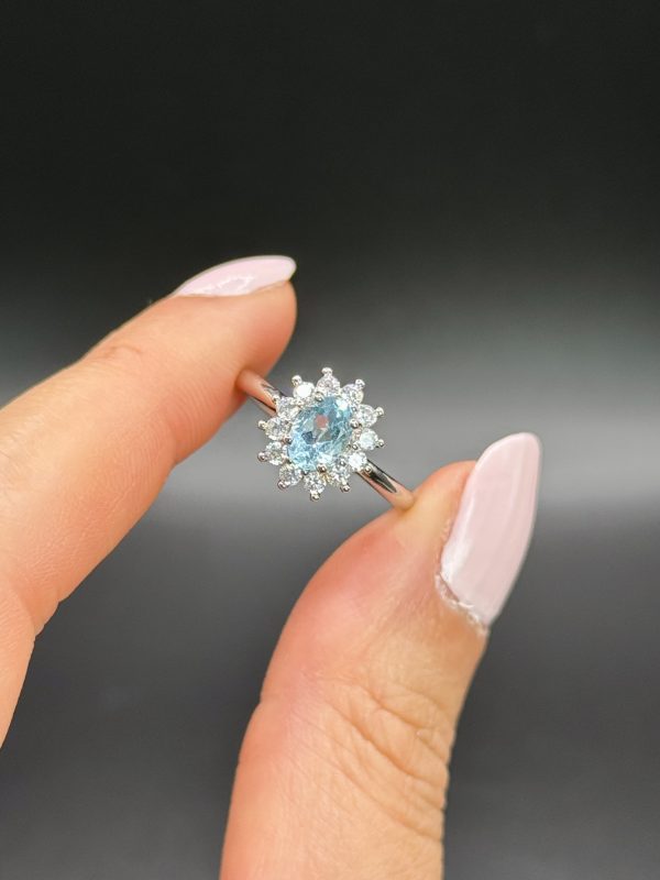 Bague ajustable en topaze bleue