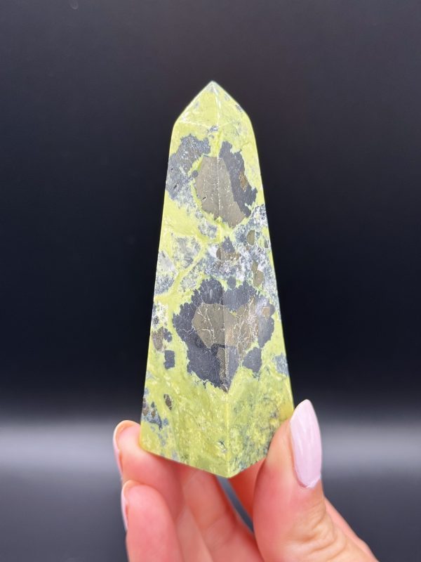 Pointe en Serpentine & Pyrite n°186, Pérou