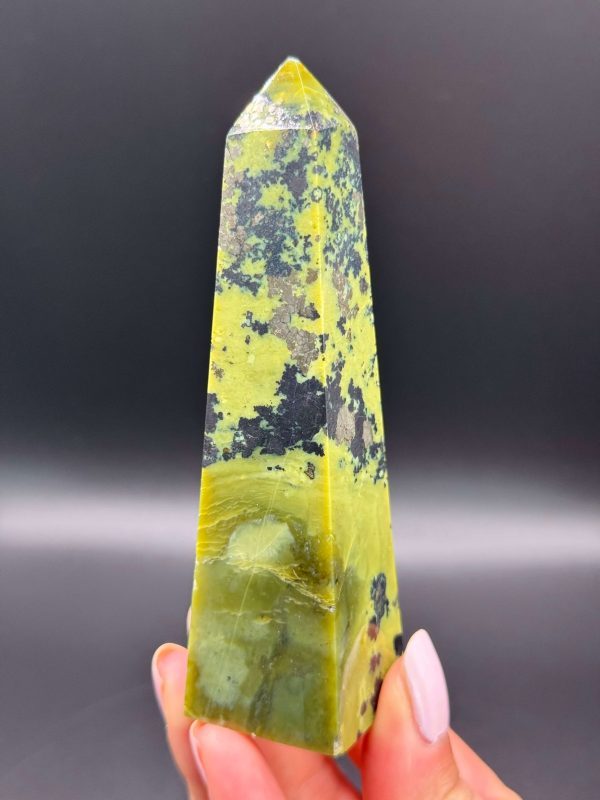 Pointe en Serpentine & Pyrite n°179, Pérou