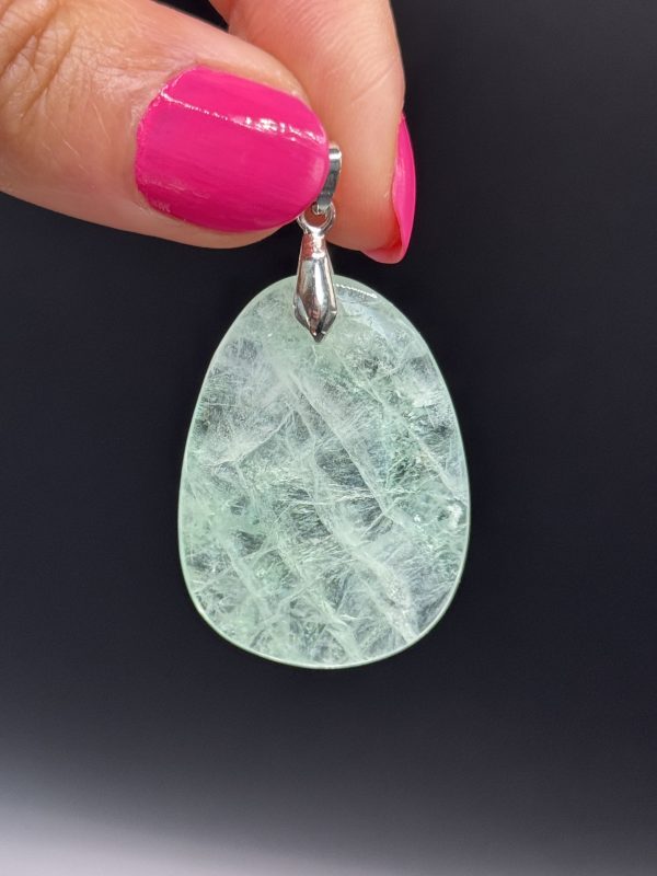 Pendentif en Fluorite Verte de Madagascar N°474
