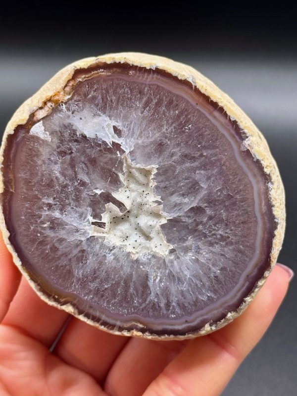 Demi-Géode d’Agate Naturelle du Brésil N.2