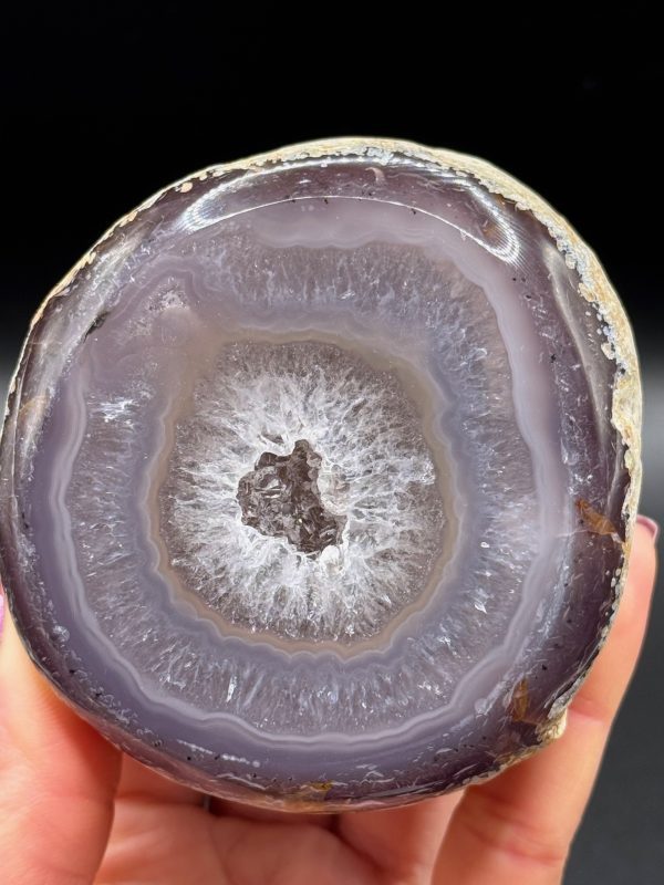 Demi-Géode d’Agate Naturelle du Brésil N.4