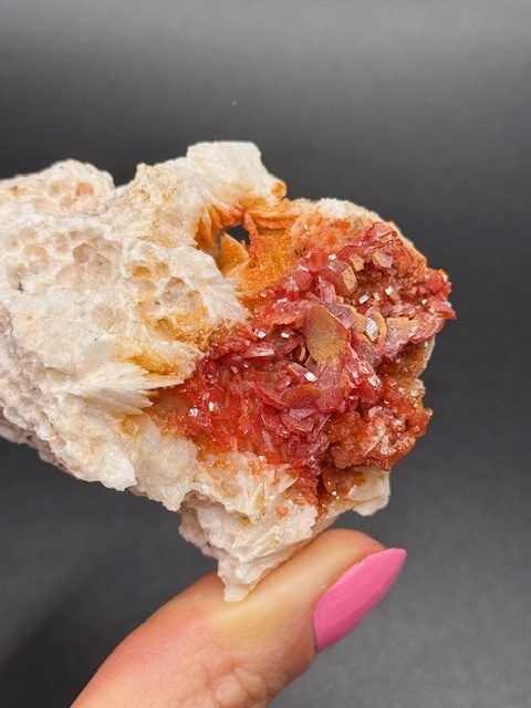 Vanadinite sur Baryte – Maroc N.2