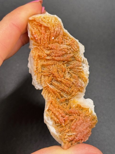 Vanadinite sur Baryte – Maroc N.4