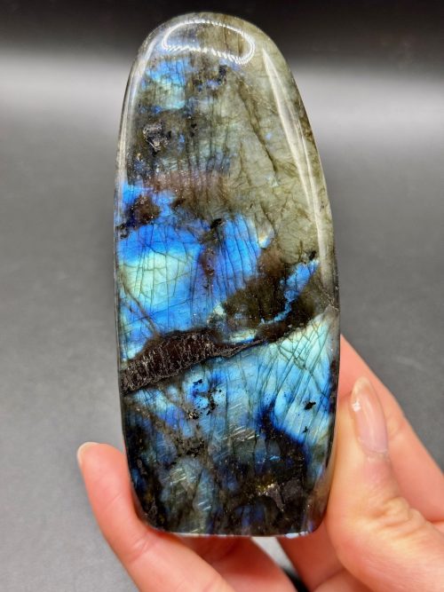 Labradorite, Madagascar, N.422