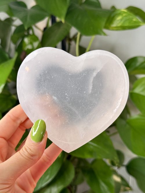 Coupelle bol en coeur purification rechargement en sélénite Marocminéraux cristaux pierres naturelles lithothérapie Coupelle en Sélénite forme cœur