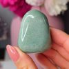 Petite forme libre en Aventurine Verte, Madagascar