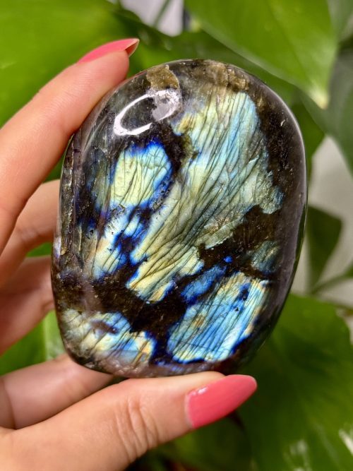 Forme libre en Labradorite, Madagascar, N.11