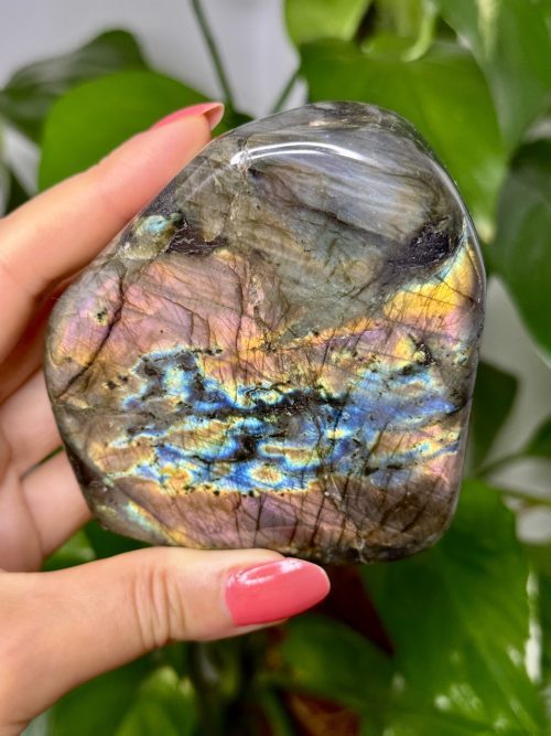 Forme libre en Labradorite, Madagascar, N.22