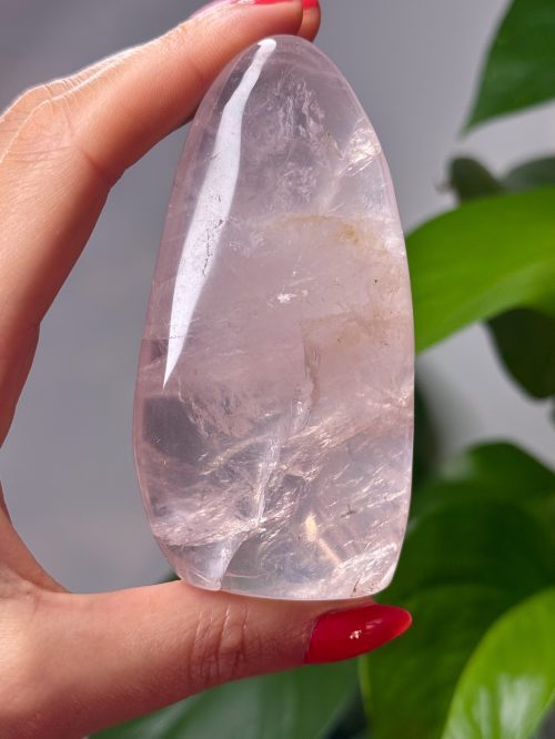 Forme libre à poser en Quartz Rose de Madagascar, N.212