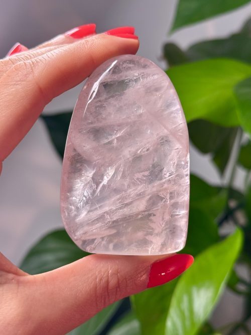 Forme libre à poser en Quartz Rose de Madagascar, N.215